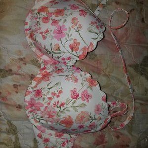 H&M  FLORAL BIKINI TOP